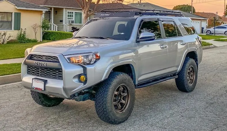 GOBI - Stealth Rack - Multi-Light Setup - 2010  4Runner